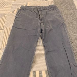 Vineyard Vines Blue pants 30x30